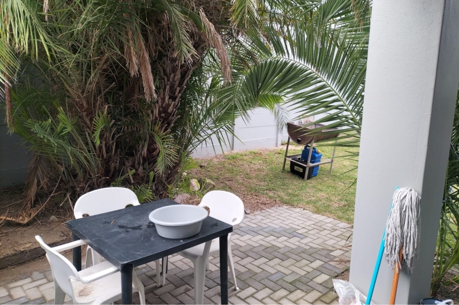 To Let 2 Bedroom Property for Rent in Table View Western Cape